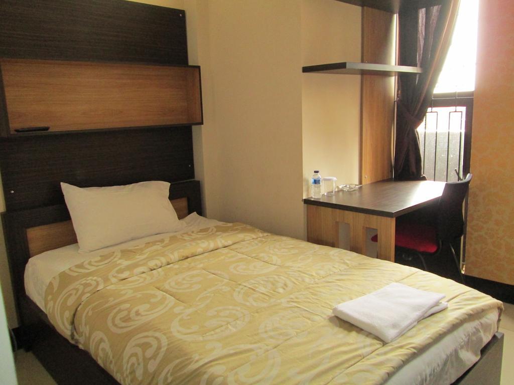 Allure Guest House Bandung Pokój zdjęcie