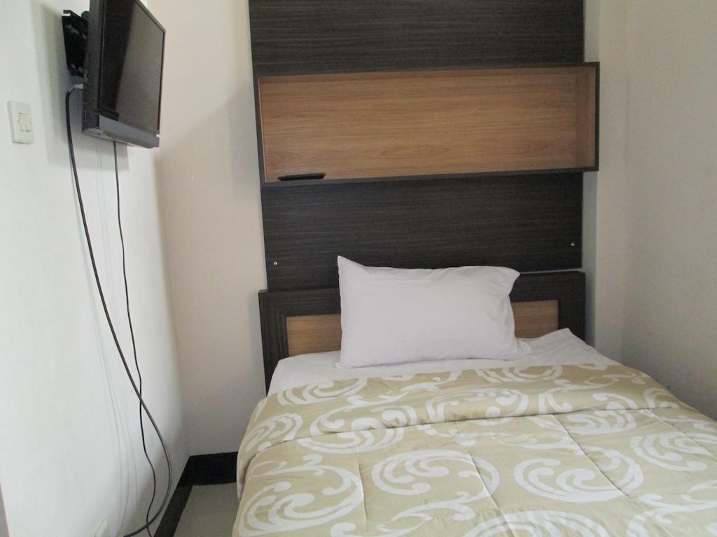 Allure Guest House Bandung Pokój zdjęcie