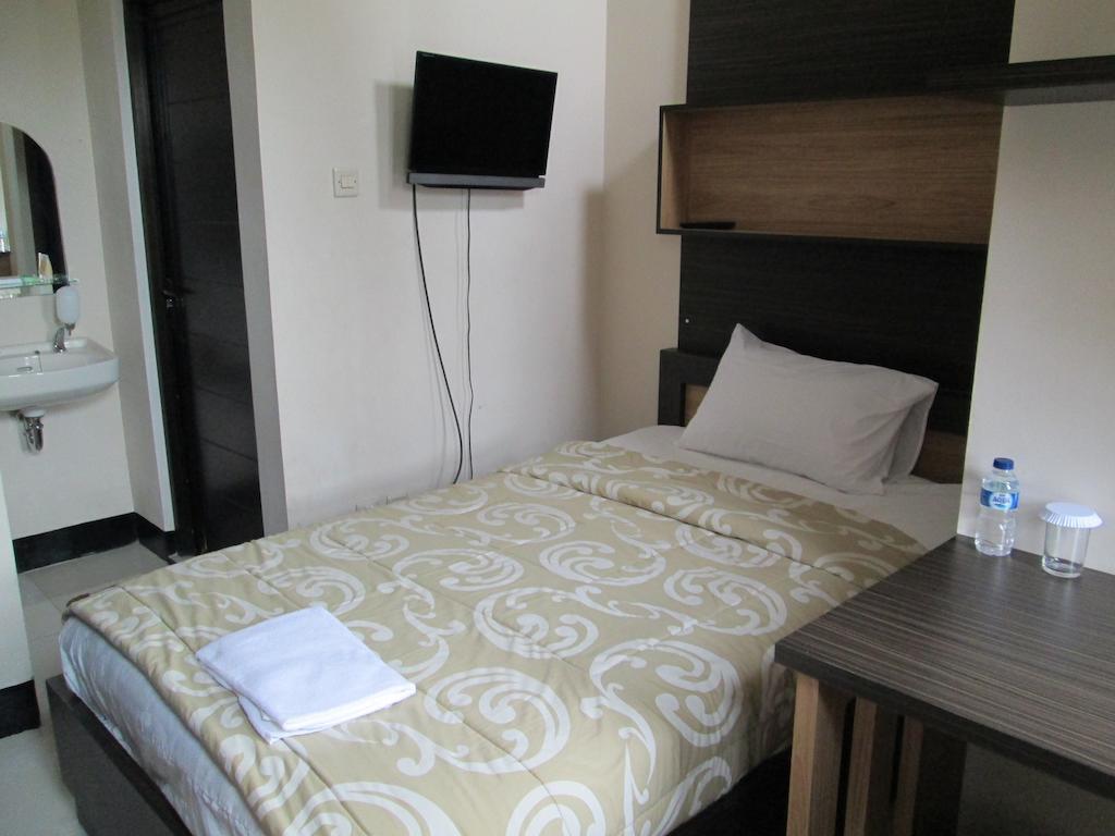 Allure Guest House Bandung Pokój zdjęcie