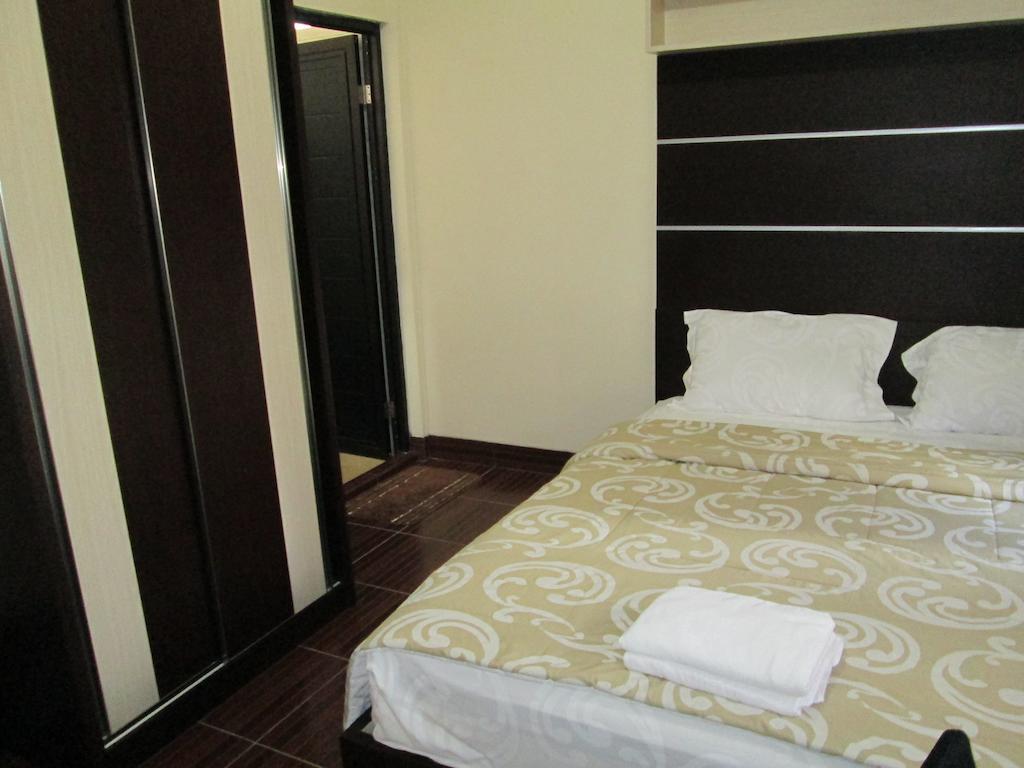 Allure Guest House Bandung Pokój zdjęcie